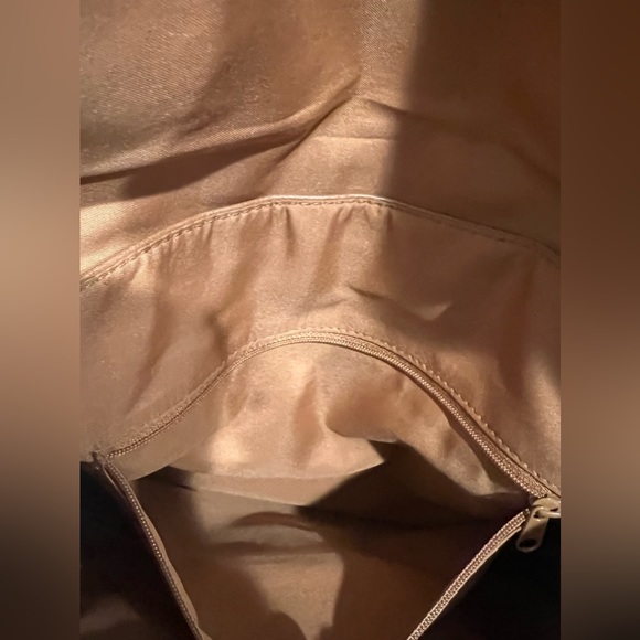 Relic Medium Size Flap Crossbody Purse Camel Brown Color NWOT - Picture 7 of 12